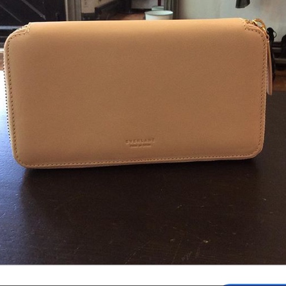 Everlane Handbags - EVERLANE 💕